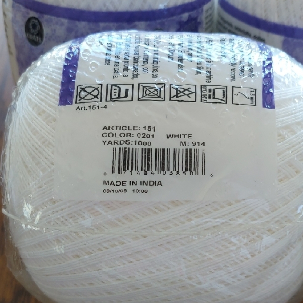 White Crochet Thread - Picture 2 of 3
